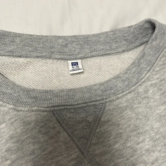 Uniqlo Long Sleeve Sweatshirt Size 10 - Picture 4 of 5
